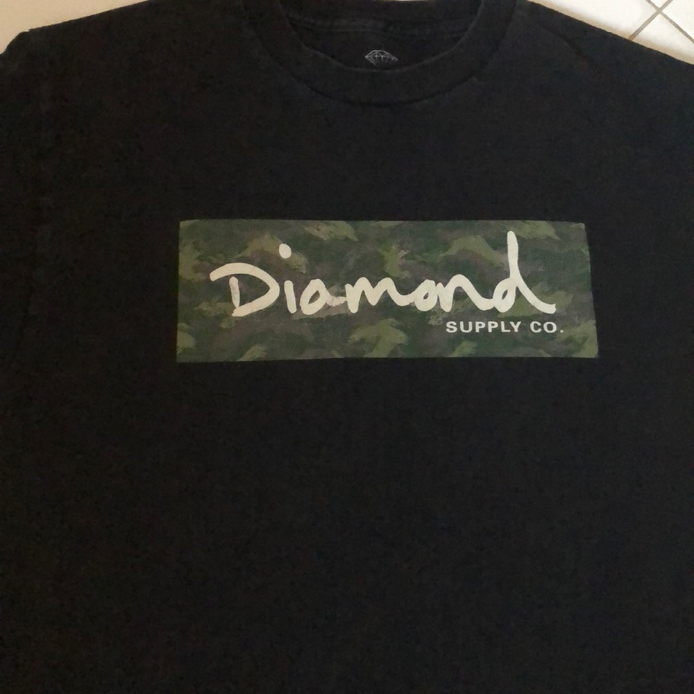 Men’s diamond shirt